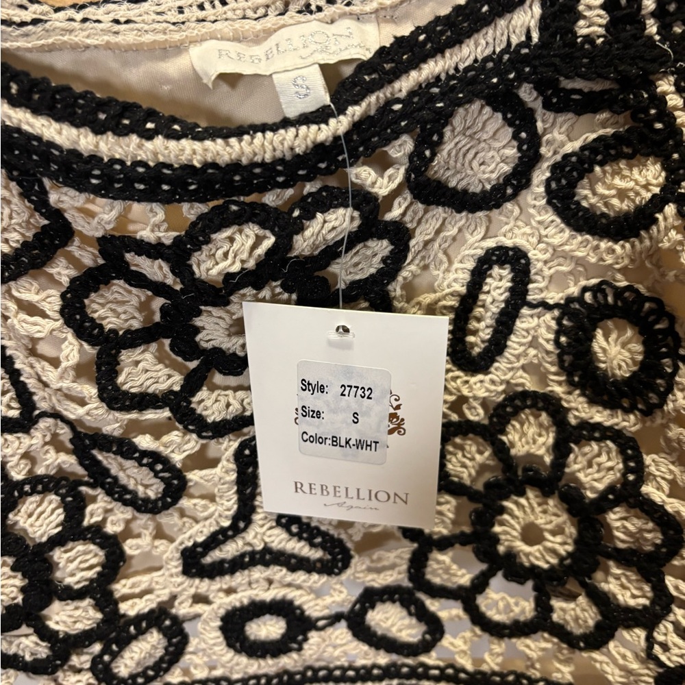 Rebellion: Black & Cream Crochet Knit Crop Top and Shorts Set - A Versatile Outf - Picture 8 of 13